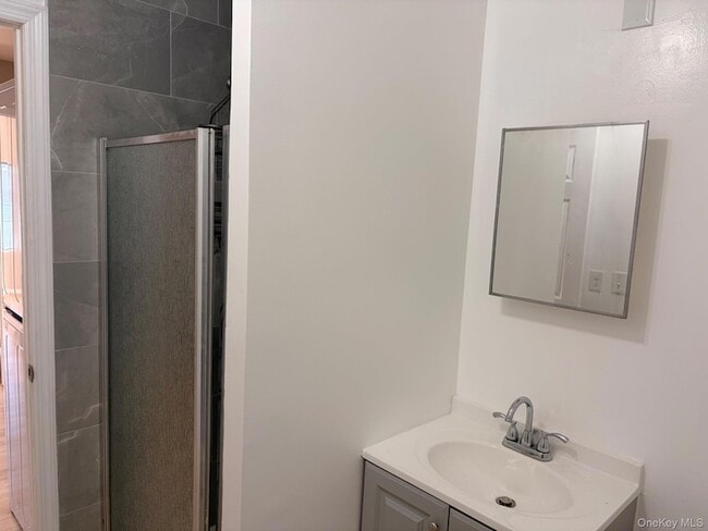 Foto del edificio - 2653 NY-17M