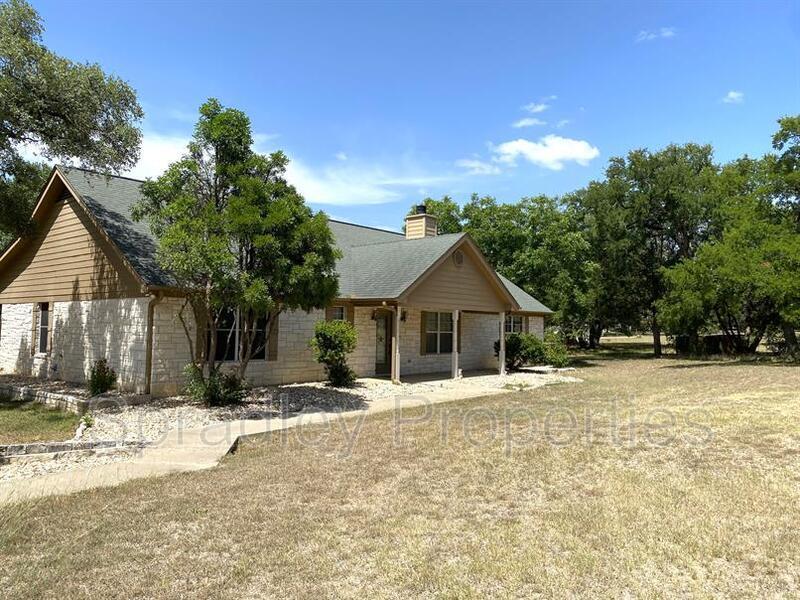 1260 Great Oaks Dr, Salado, TX 76571 House Rental in Salado, TX