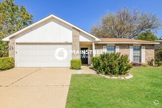 Building Photo - 4029 Blue Flag Ln