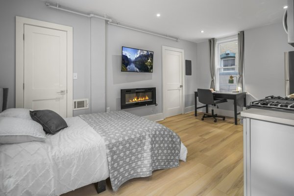 Estudio - 101 N Quarry St