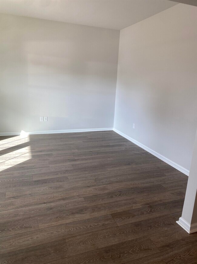 Building Photo - 1107 Saltgrass Wy