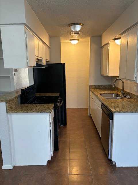 Foto del edificio - Spacious 2 Bed/2 Bath Apartment