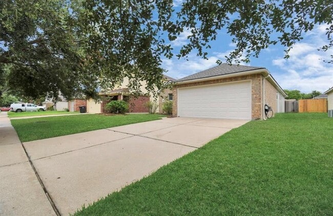 Building Photo - 12923 Abide Dr