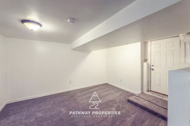 Foto del edificio - 785 28th St