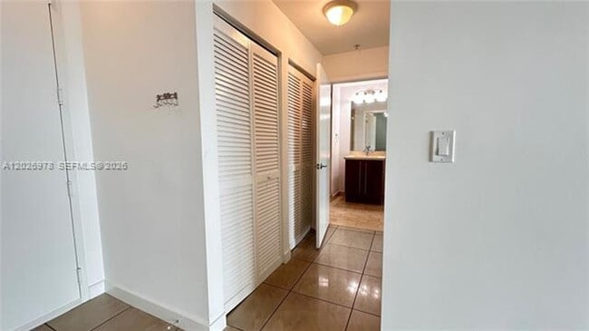 Photo - 79 SW 12th St Apartment