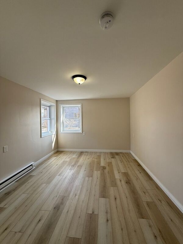 Building Photo - 172 Stonewood Ave