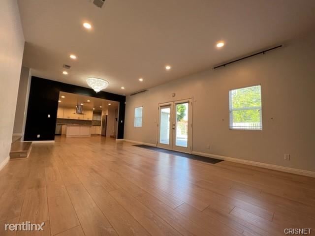 Building Photo - 3 br, 3 bath House - 5732 Wilbur Ave
