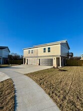 Building Photo - 1902 SW Poigai Ct