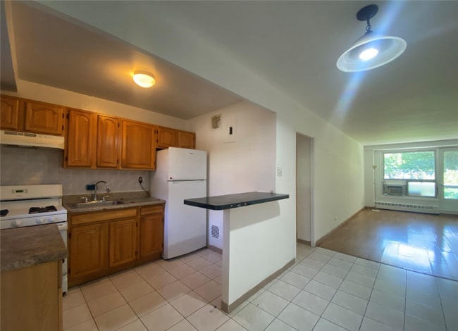 Photo - 9936-9966 66th Ave House