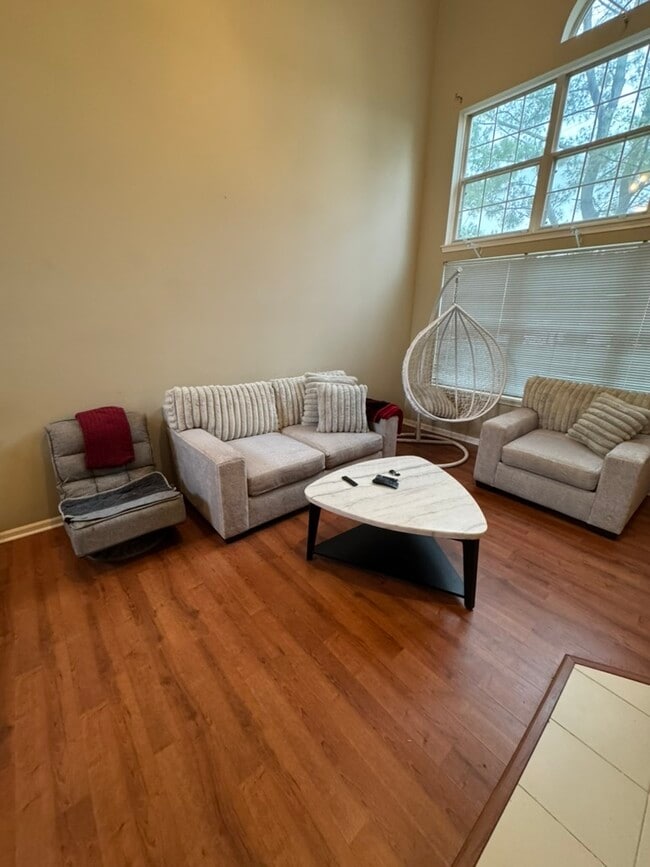 Building Photo - 1135 Wickfield Ct