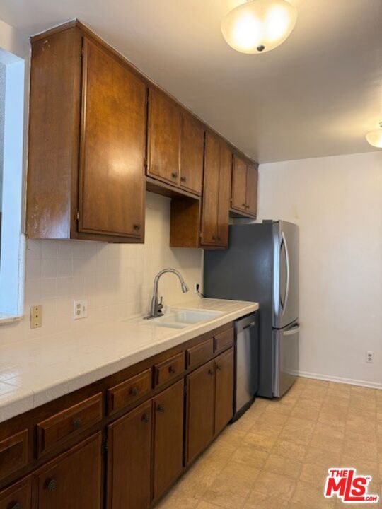 Foto del edificio - 8161 Manitoba St