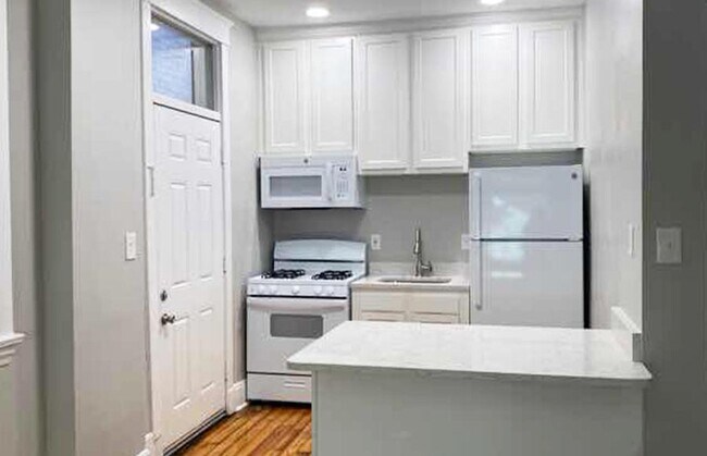 Foto del edificio - 2819 Glendora Ave