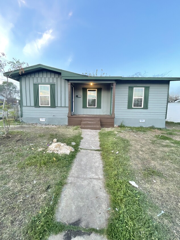 2303 Burnet St, San Antonio, TX 78202 - House for Rent in San Antonio, TX |  