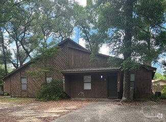 Building Photo - 405 Deborah Ln