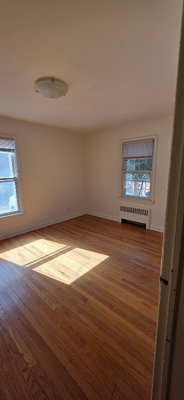 Building Photo - 826 E Henry Clay St