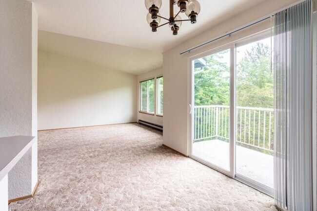 Foto del edificio - 2148 SW Holden St