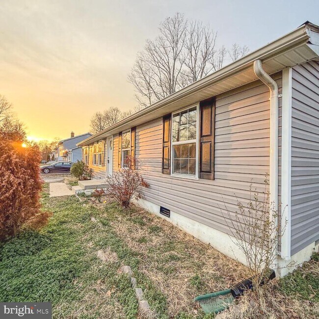 Foto del edificio - 205 Biddle Rd