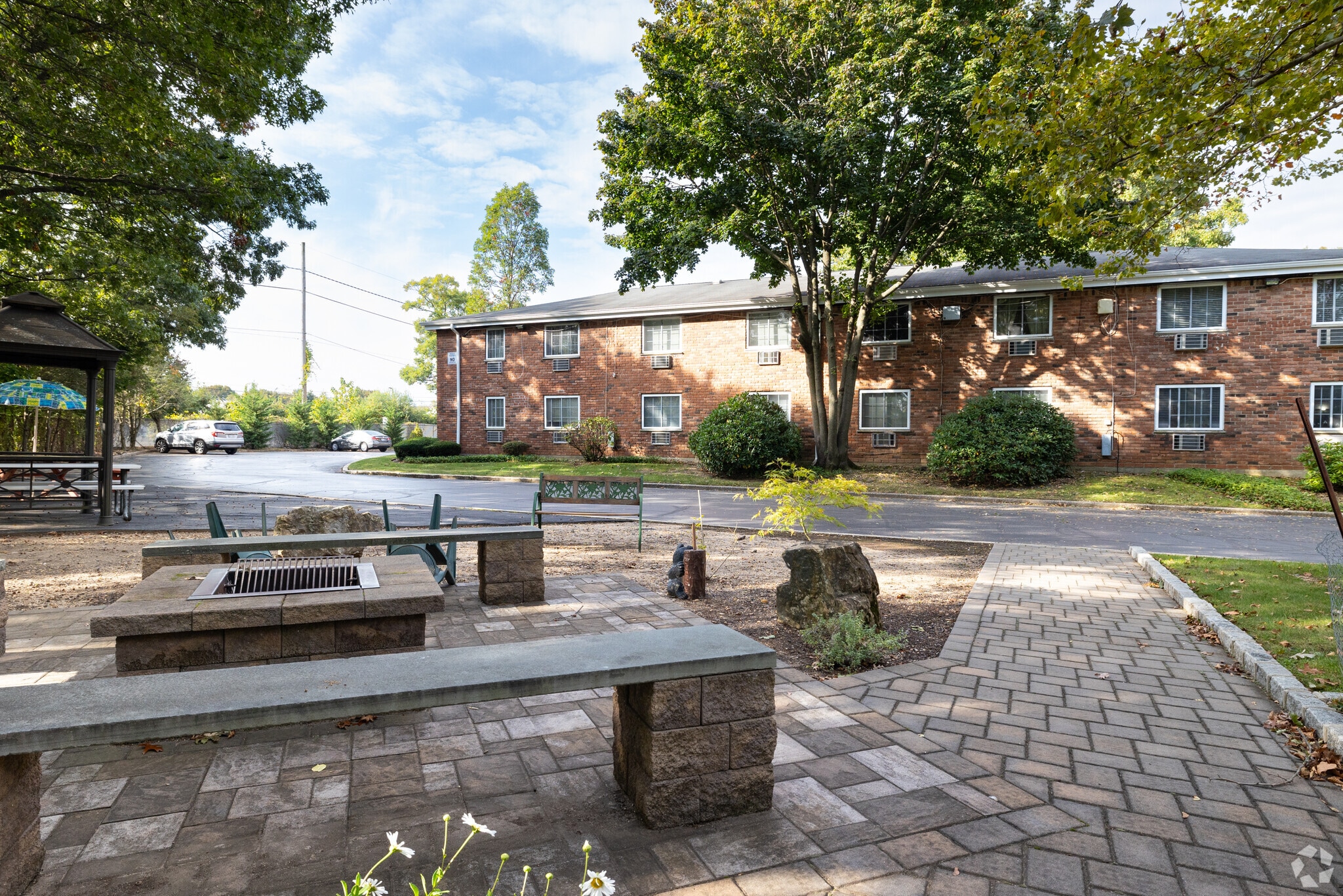 Bethpage Park Apartments