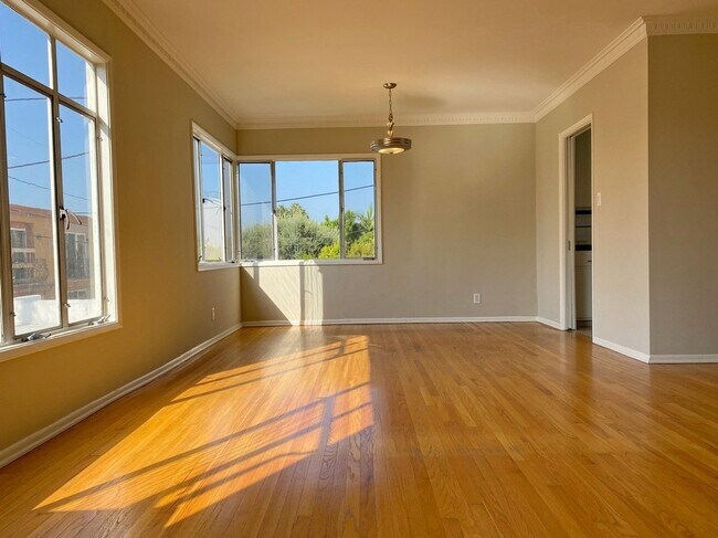 Foto del edificio - 4700 Los Feliz Blvd