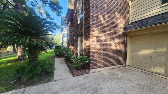 Foto del edificio - 4543 Westray Dr