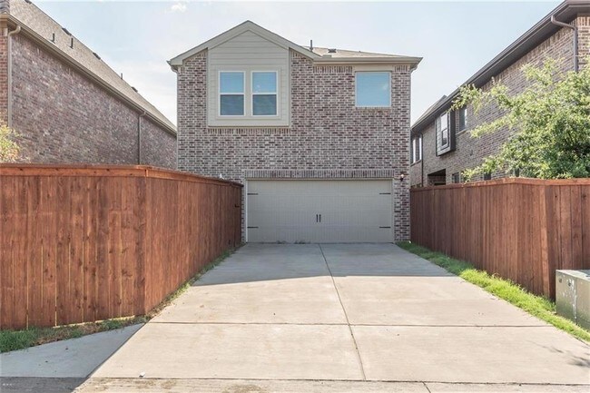 Building Photo - 3708 Cliffstone Way