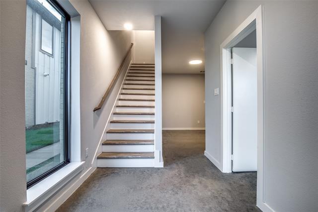 Building Photo - 2238 Rook Dr