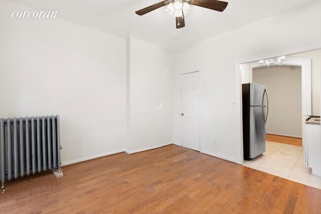 Building Photo - 643A Greene Ave