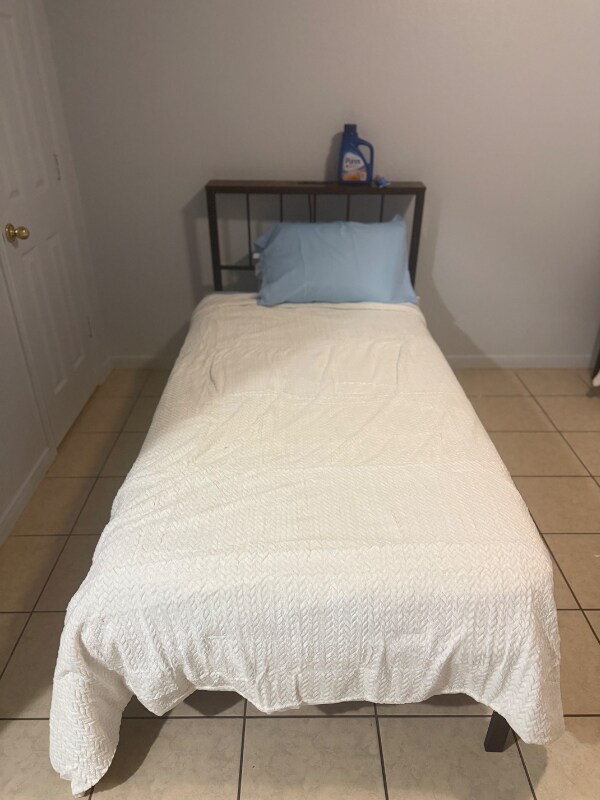 Foto del edificio - 2701 Seabiscuit Dr