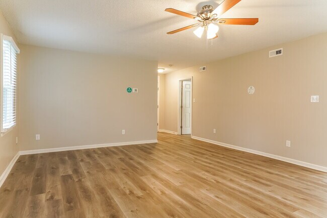 Building Photo - 5309 Thistlebrook Ct