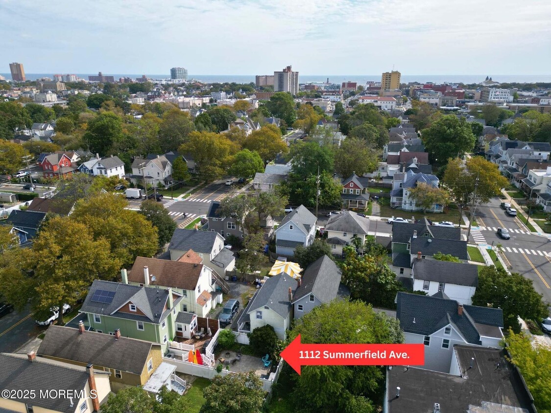 Building Photo - 1112 Summerfield Ave