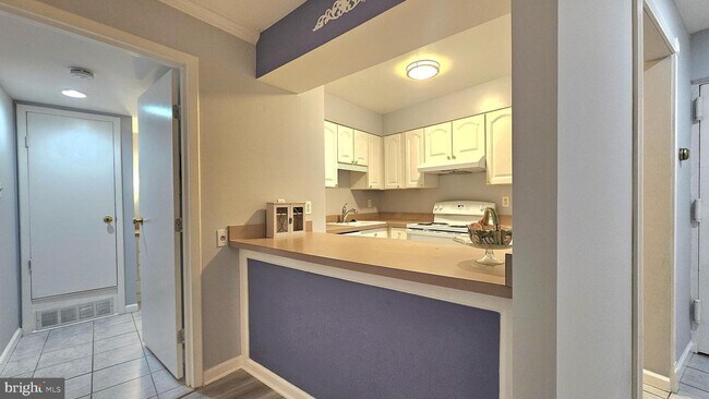 Foto del edificio - 8502 Barrington Ct
