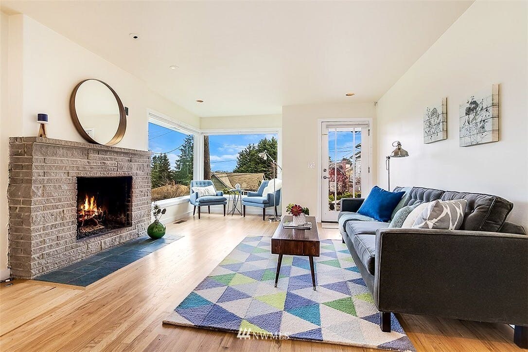 Foto principal - 2705 Warren Ave N