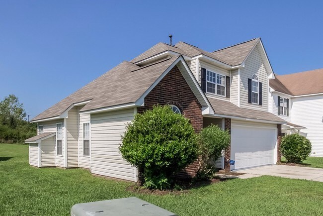 Foto del edificio - 5807 Bridgeway Dr