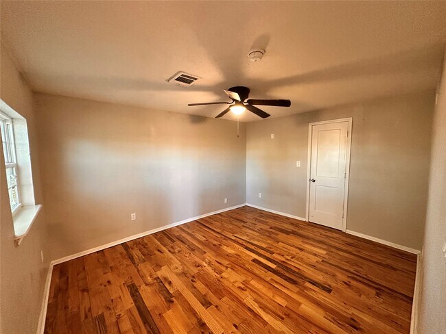 Foto del edificio - 2716 Hill Ave