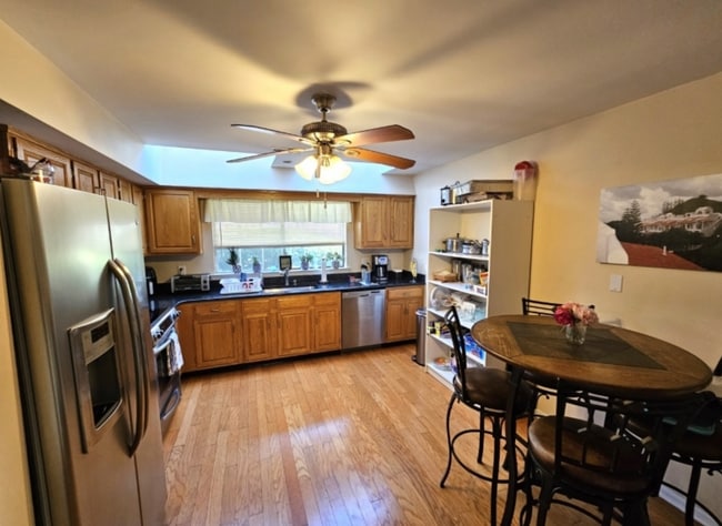 Building Photo - 23 Bentley Ct
