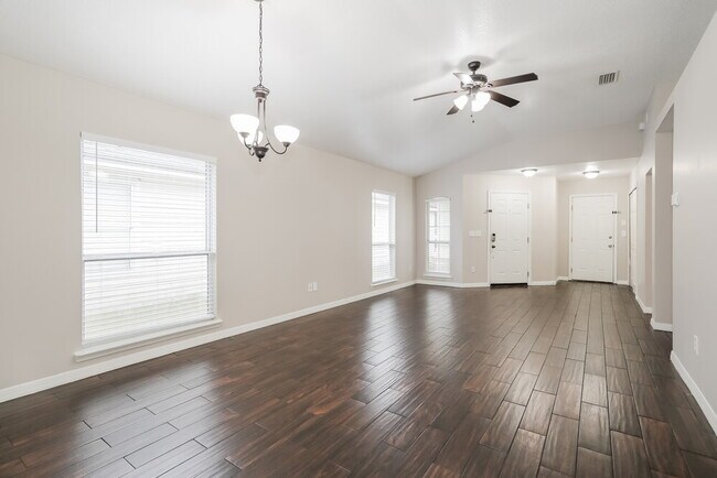 Foto del edificio - 3514 Pebble Stone Ct