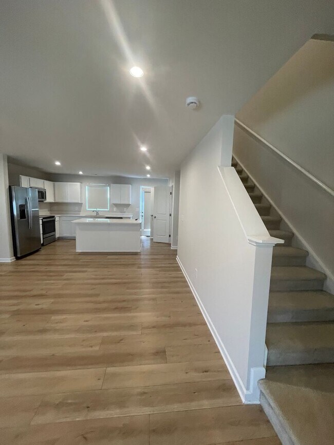 Foto del edificio - You’ve Got to See This Rental!