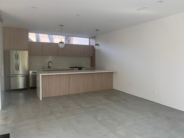 Foto del edificio - 527 S Westgate Ave