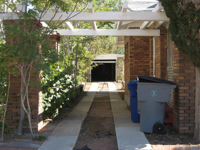 Building Photo - 1208 Cincinnati Ave