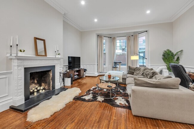 Foto del edificio - 103 Beacon St