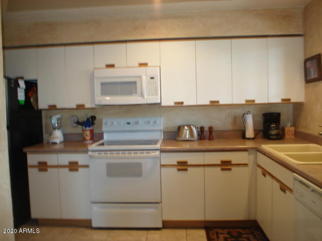 Foto del edificio - 7710 E Gainey Ranch Rd