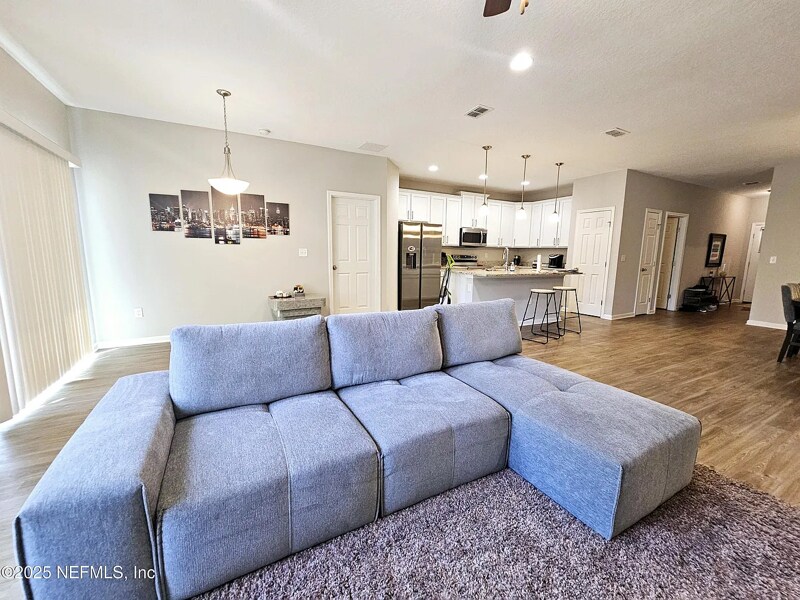 Foto principal - 12716 Deeder Ln