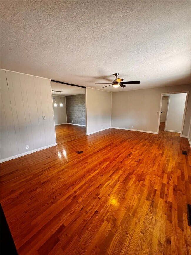 Foto del edificio - 922 S 15th St