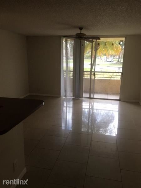 Building Photo - 1 br, 1 bath Condo - 851 Lyons Rd