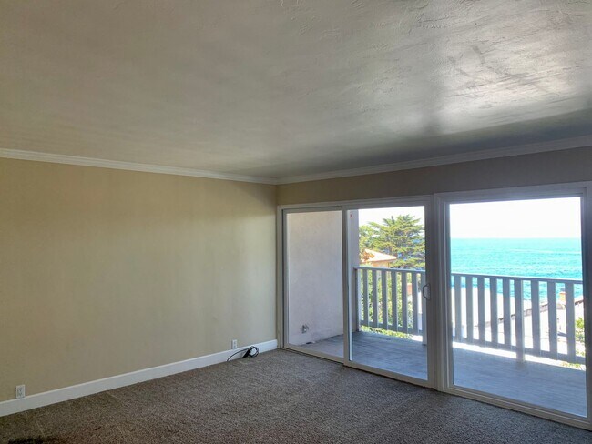 Foto del edificio - 192 Sloat Ave