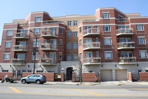 Building Photo - 4950 N Western Ave
