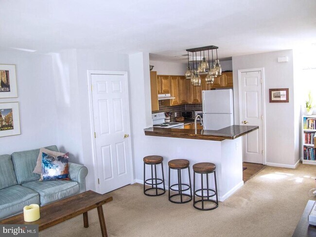 Foto del edificio - 1301 N Marshall St