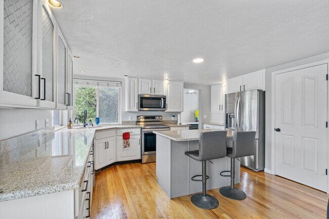 Foto del edificio - 3470 Maynard Ct