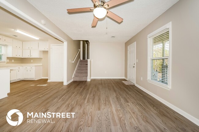 Building Photo - 105 Vesta Ct