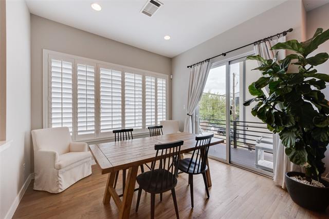 Foto del edificio - 2107 Bennett Ave